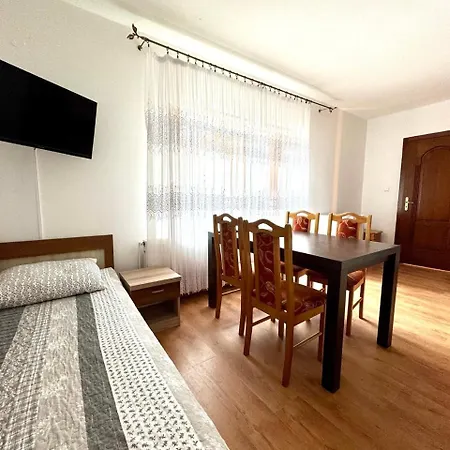 Goscinne Lucyna 3* Łeba